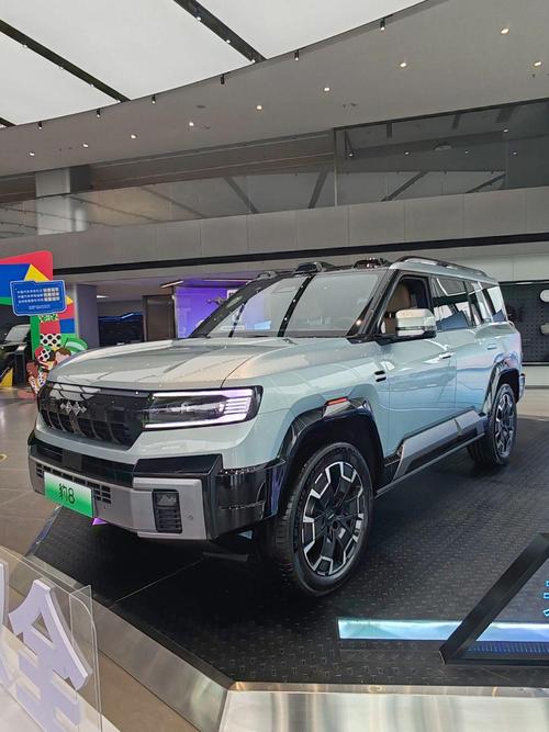 广州56比亚迪方程豹硬派越野的爆款，英菲尼迪35周年与你共成长